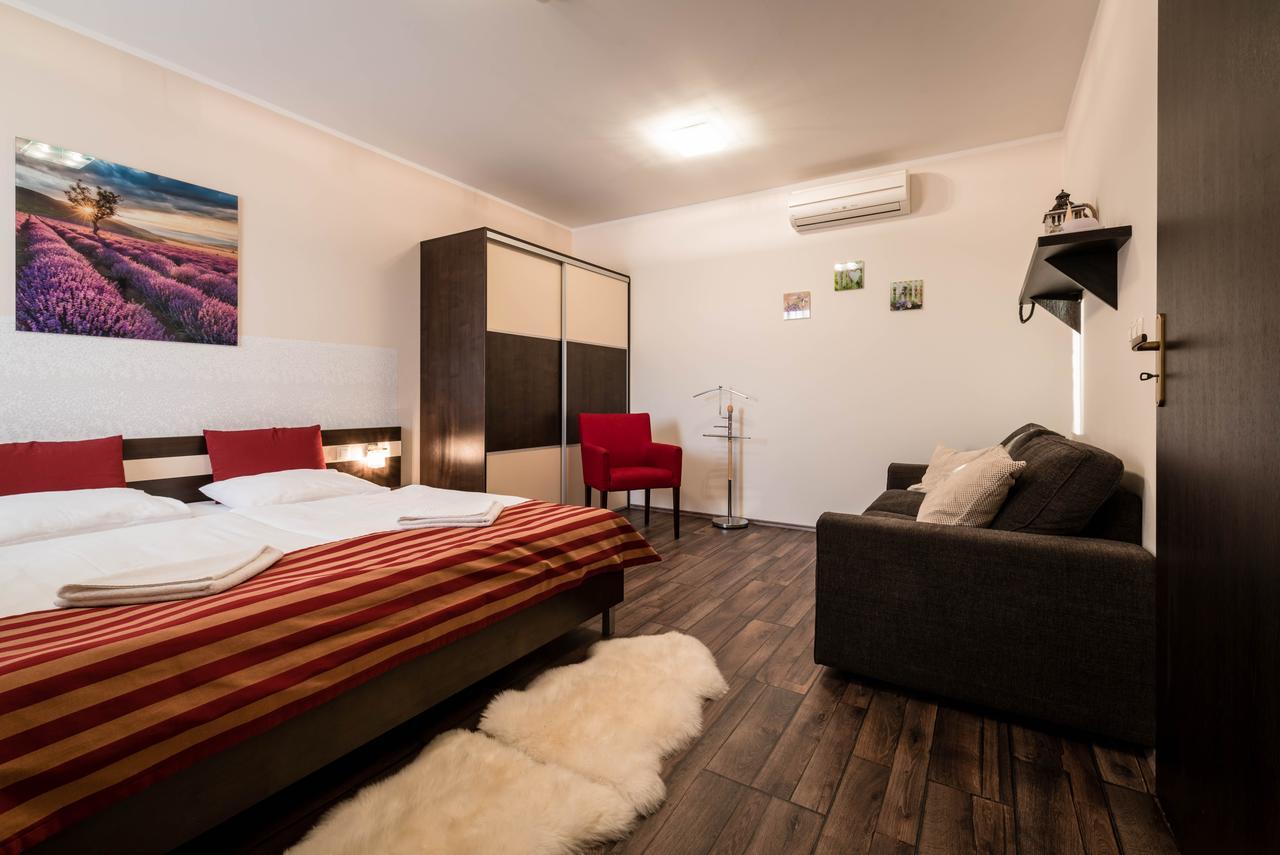 Apartman Mirka - Hotel Luka Bešeňová Exterior foto
