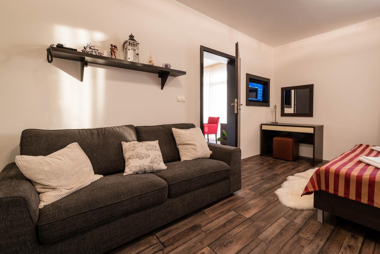 Apartman Mirka - Hotel Luka Bešeňová Exterior foto
